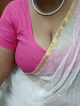 Snapshot of tami_lavanya chatting on June 5, 2026, 5:18 pm tami lavanya online show from June 5, 2026, 5:18 pm