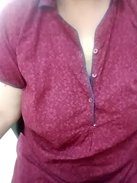 Snapshot of tami_lavanya chatting on December 21, 2025, 1:46 pm tami lavanya online show from December 21, 2025, 1:46 pm