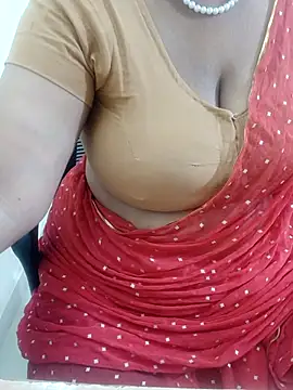 Snapshot of tami_lavanya chatting on November 14, 2025, 5:33 am tami lavanya online show from November 14, 2025, 5:33 am