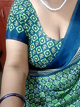 tami lavanya online show from October 3, 2025, 9:33 am