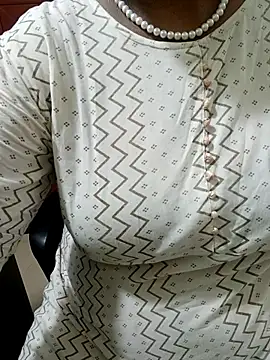 tami lavanya online show from October 10, 2025, 6:53 pm