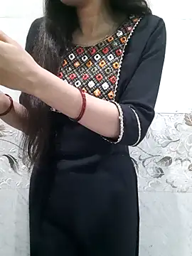 Aarti-kumri online show from February 19, 2026, 6:05 pm