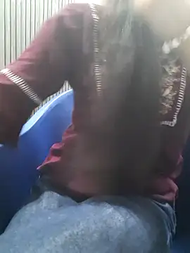 Snapshot of Aarti-kumri chatting on October 6, 2025, 5:30 am Aarti-kumri online show from October 6, 2025, 5:30 am