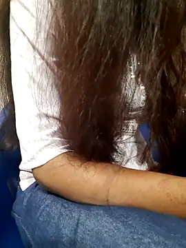 Snapshot of Aarti-kumri chatting on October 17, 2025, 9:34 am Aarti-kumri online show from October 17, 2025, 9:34 am