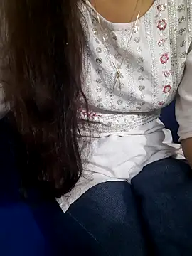 Snapshot of Aarti-kumri chatting on October 18, 2025, 10:06 am Aarti-kumri online show from October 18, 2025, 10:06 am