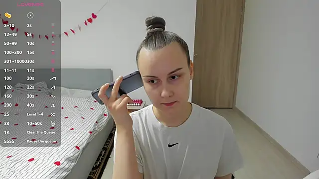 Snapshot of Kelly_Cartier chatting on February 23, 2026, 1:23 pm Kelly Cartier online show from February 23, 2026, 1:23 pm