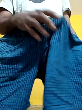 Snapshot of mayur_raaje chatting on November 9, 2025, 7:56 am mayur raaje online show from November 9, 2025, 7:56 am