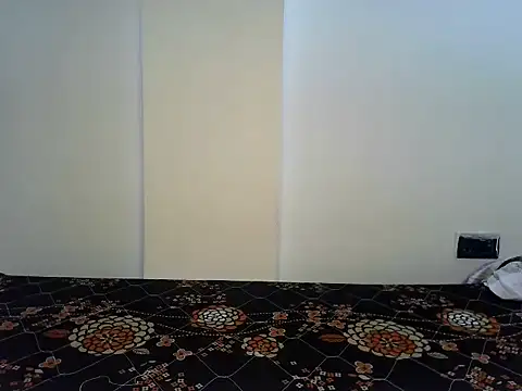 Snapshot of MYRA_GIRL21 chatting on September 17, 2025, 5:42 am MYRA GIRL21 online show from September 17, 2025, 5:42 am