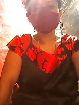 Snapshot of Magic-heart1 chatting on October 4, 2025, 3:19 am Magic-heart1 online show from October 4, 2025, 3:19 am