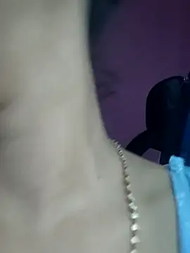 Snapshot of Magic-heart1 chatting on October 10, 2025, 6:25 am Magic-heart1 online show from October 10, 2025, 6:25 am