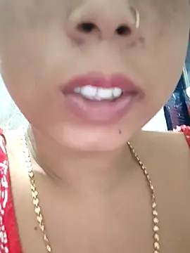 Snapshot of Magic-heart1 chatting on October 19, 2025, 2:20 pm Magic-heart1 online show from October 19, 2025, 2:20 pm