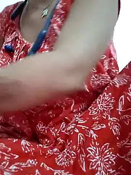 Snapshot of Magic-heart1 chatting on October 28, 2025, 2:23 am Magic-heart1 online show from October 28, 2025, 2:23 am