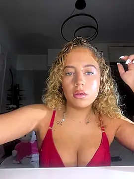 Snapshot of Aurorajadex chatting on October 30, 2025, 7:33 pm Aurorajadex online show from October 30, 2025, 7:33 pm