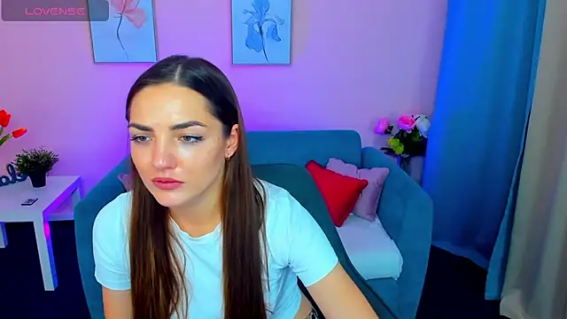 MyEllaLuvs online show from September 25, 2025, 8:26 pm