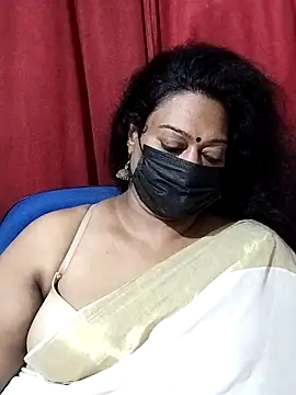 Snapshot of surekha-30 chatting on October 25, 2025, 5:24 pm surekha-30 online show from October 25, 2025, 5:24 pm