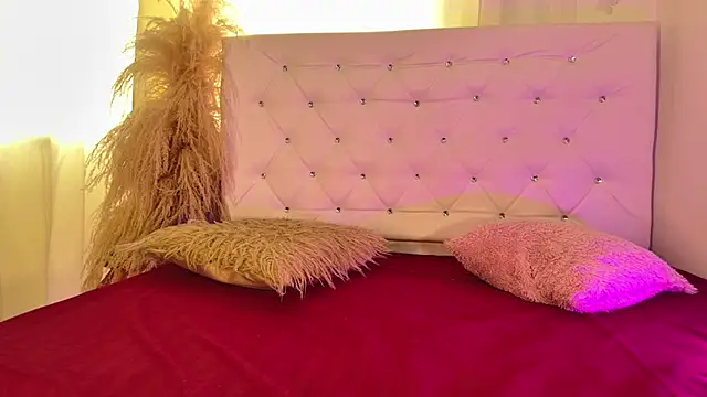 Snapshot of tatixxxvega chatting on February 17, 2026, 1:19 pm tatixxxvega online show from February 17, 2026, 1:19 pm