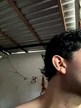 Axel-Mejia online show from January 5, 2026, 7:50 pm