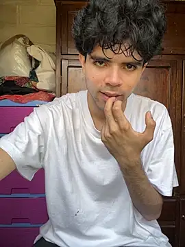 Axel-Mejia online show from February 21, 2026, 3:25 pm