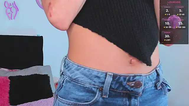 Snapshot of Aryane_art_ chatting on November 16, 2025, 11:52 pm Aryane art online show from November 16, 2025, 11:52 pm