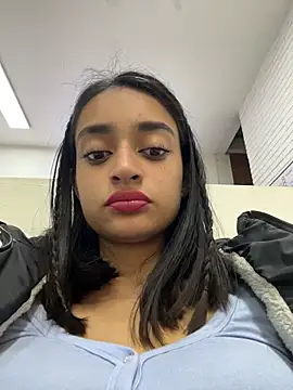 Leilani- online show from October 31, 2025, 11:18 am