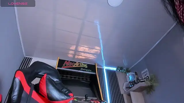 Snapshot of Jenie_fire_ chatting on October 23, 2025, 7:45 pm Jenie fire online show from October 23, 2025, 7:45 pm