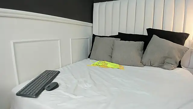 Snapshot of _emma_willliams_ chatting on September 18, 2025, 2:09 pm emma willliams online show from September 18, 2025, 2:09 pm