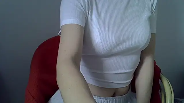 Snapshot of Magical_Milf_MelissaXX chatting on February 5, 2026, 10:33 am Magical Milf MelissaXX online show from February 5, 2026, 10:33 am