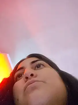 barbielamaravilla11 online show from November 22, 2025, 3:33 pm