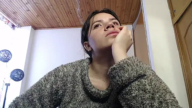 Skylar Serenity online show from October 14, 2025, 2:50 pm