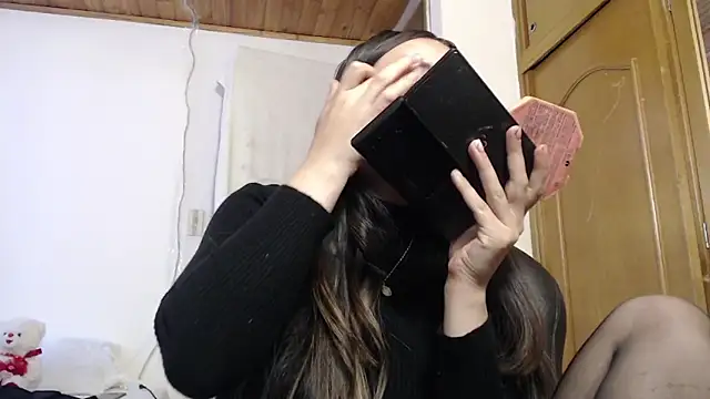 Skylar Serenity online show from October 7, 2025, 6:31 pm