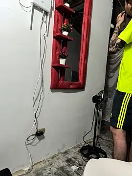 Snapshot of giannis090 chatting on October 9, 2025, 7:47 pm giannis090 online show from October 9, 2025, 7:47 pm