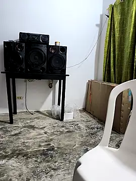 giannis090 online show from November 18, 2025, 3:54 am