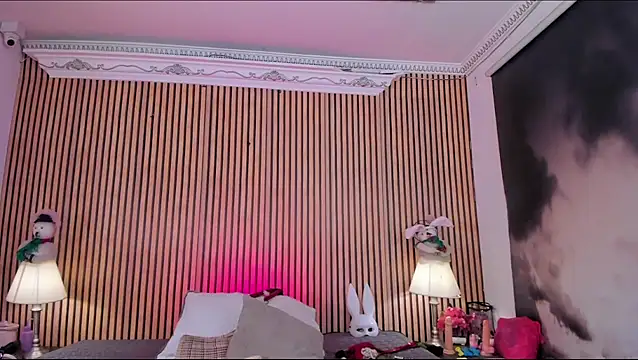 keeyla stone online show from December 21, 2025, 9:48 pm