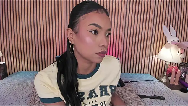 Snapshot of keeyla_stone chatting on February 16, 2026, 9:56 pm keeyla stone online show from February 16, 2026, 9:56 pm