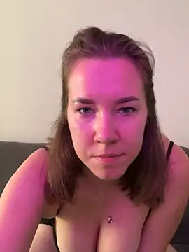 Snapshot of Candy_Foxxxy_ chatting on October 16, 2025, 8:11 am Candy Foxxxy online show from October 16, 2025, 8:11 am