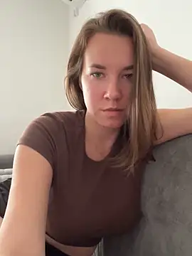 Snapshot of Candy_Foxxxy_ chatting on September 18, 2025, 9:01 am Candy Foxxxy online show from September 18, 2025, 9:01 am