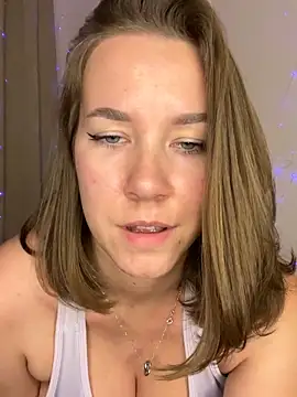 Snapshot of Candy_Foxxxy_ chatting on September 26, 2025, 1:07 pm Candy Foxxxy online show from September 26, 2025, 1:07 pm