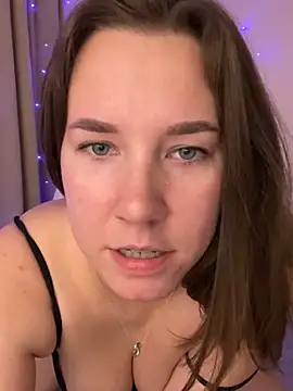 Snapshot of Candy_Foxxxy_ chatting on October 24, 2025, 4:17 pm Candy Foxxxy online show from October 24, 2025, 4:17 pm