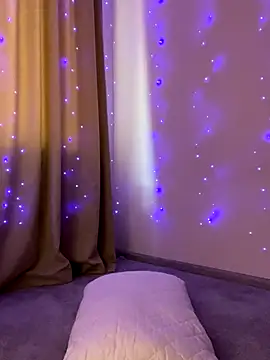 Snapshot of Candy_Foxxxy_ chatting on October 21, 2025, 9:52 am Candy Foxxxy online show from October 21, 2025, 9:52 am