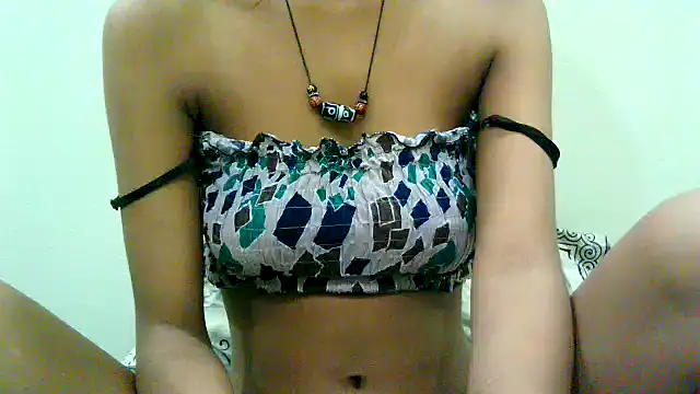 kristy 432 online show from September 16, 2025, 4:52 pm