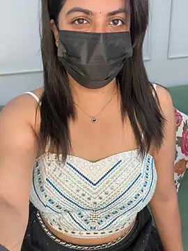 Snapshot of best_couple19 chatting on March 1, 2026, 10:26 am best couple19 online show from March 1, 2026, 10:26 am