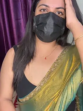 Snapshot of best_couple19 chatting on October 16, 2025, 12:02 pm best couple19 online show from October 16, 2025, 12:02 pm