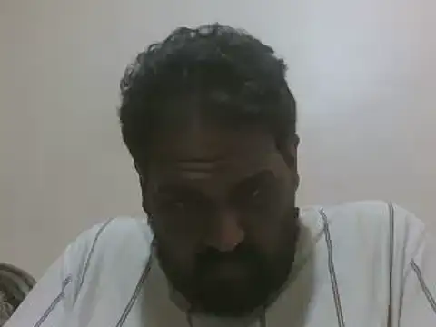 elpoop7305 online show from November 18, 2025, 11:37 pm