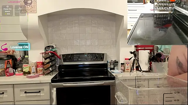 Snapshot of nevermakeawish chatting on September 28, 2025, 5:47 am nevermakeawish online show from September 28, 2025, 5:47 am