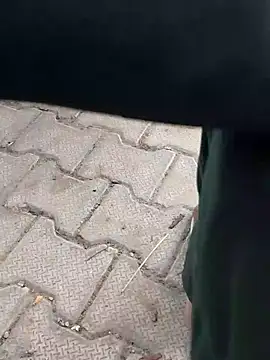 INTERNATIONAL0001 online show from September 10, 2025, 12:26 pm