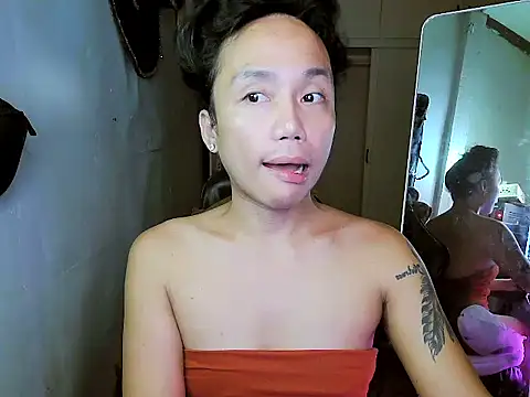 Snapshot of YourNikkieXxx chatting on October 27, 2025, 10:16 am YourNikkieXxx online show from October 27, 2025, 10:16 am