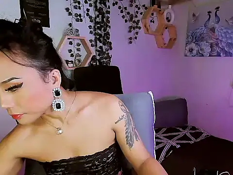 Snapshot of YourNikkieXxx chatting on September 28, 2025, 10:55 am YourNikkieXxx online show from September 28, 2025, 10:55 am