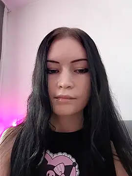 Snapshot of DragonFoxie chatting on October 29, 2025, 11:53 am DragonFoxie online show from October 29, 2025, 11:53 am