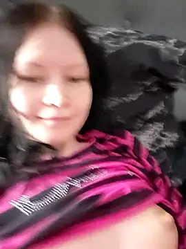 Snapshot of DragonFoxie chatting on October 5, 2025, 3:19 am DragonFoxie online show from October 5, 2025, 3:19 am