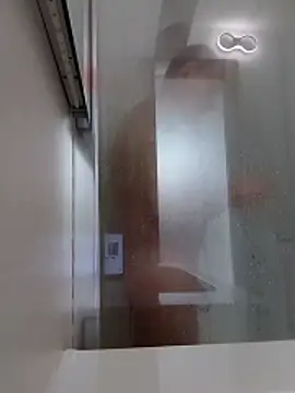 Snapshot of Kladys chatting on February 16, 2026, 12:04 pm Kladys online show from February 16, 2026, 12:04 pm